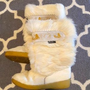 Oscar Sport Cream Color Fur Winter Boots